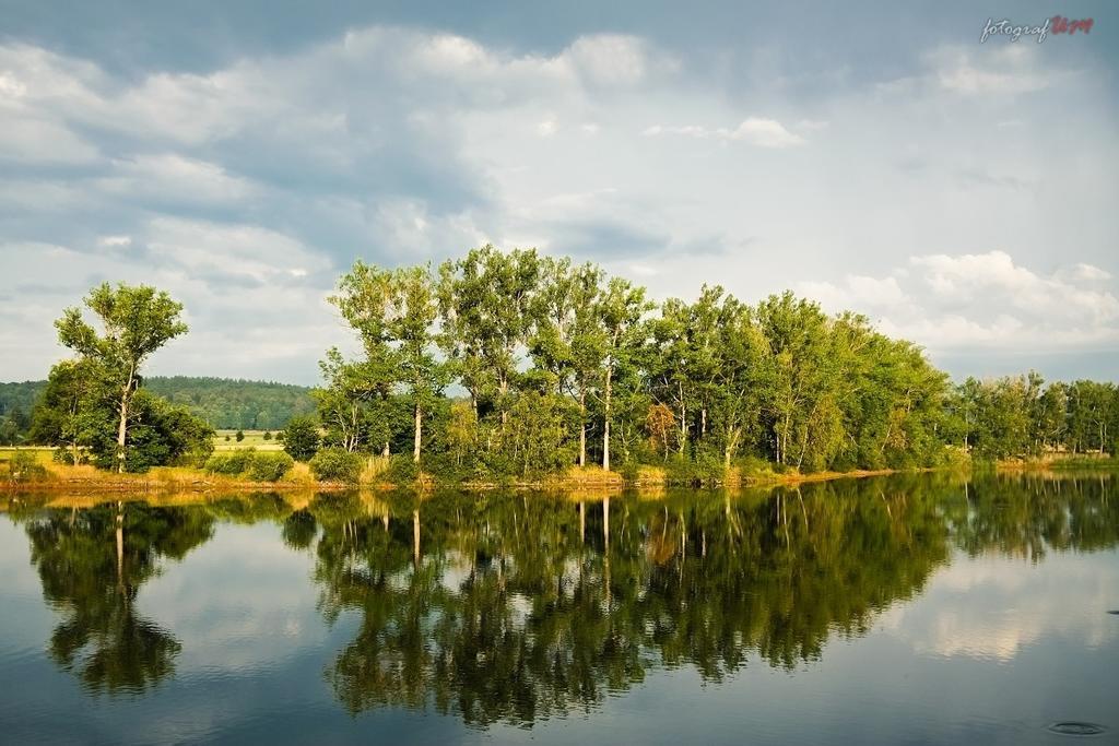 Camp Telc - U Rostenky Екстериор снимка